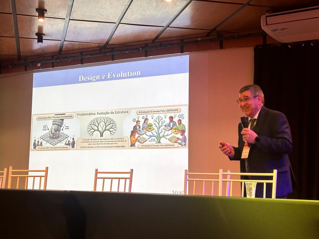 Palestra do Prof. Luiz Alberto Oliveira Rocha sobre Teoria Construtal